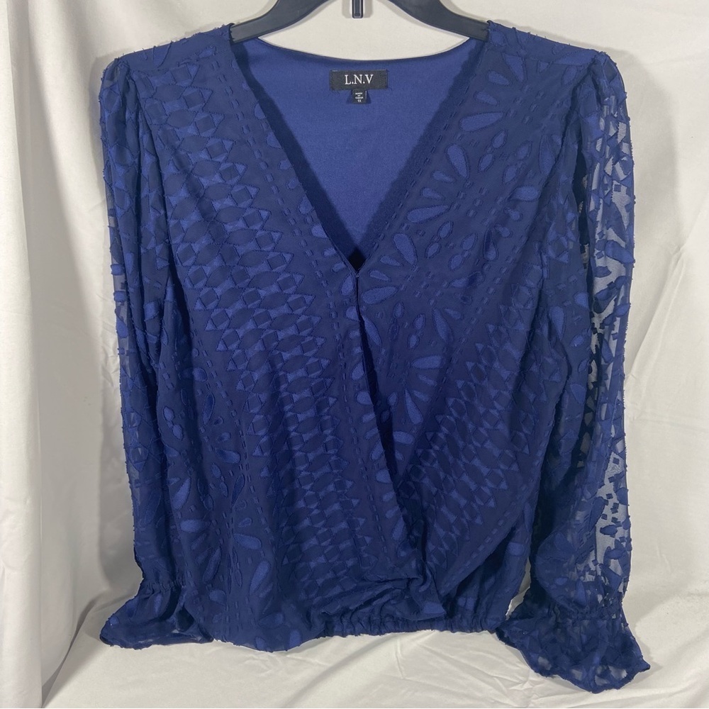 L.N.V Women’s Geometric Blouse Size 1X Wrap Sheer Bell Sleeves Boho Royal Blue